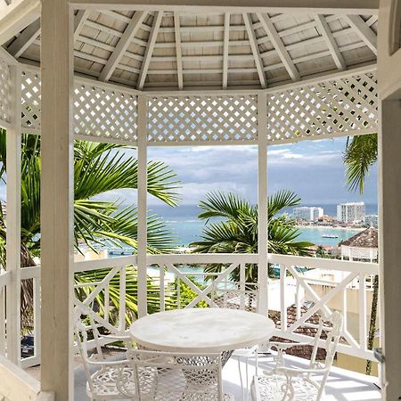 Pampered In Paradise Near Ian Fleming Airport Ocj Ocho Rios Eksteriør billede