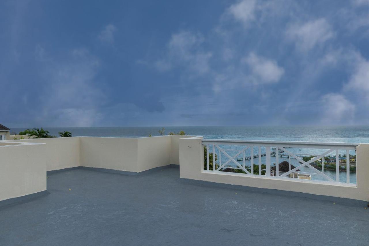 Pampered In Paradise Near Ian Fleming Airport Ocj Ocho Rios Eksteriør billede